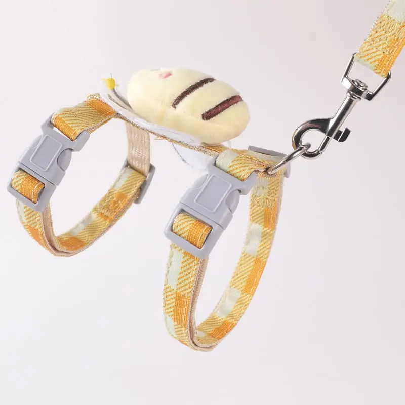 Cat-walking-harness-Yellow-Plaid-with-Leash-827-1118-1
