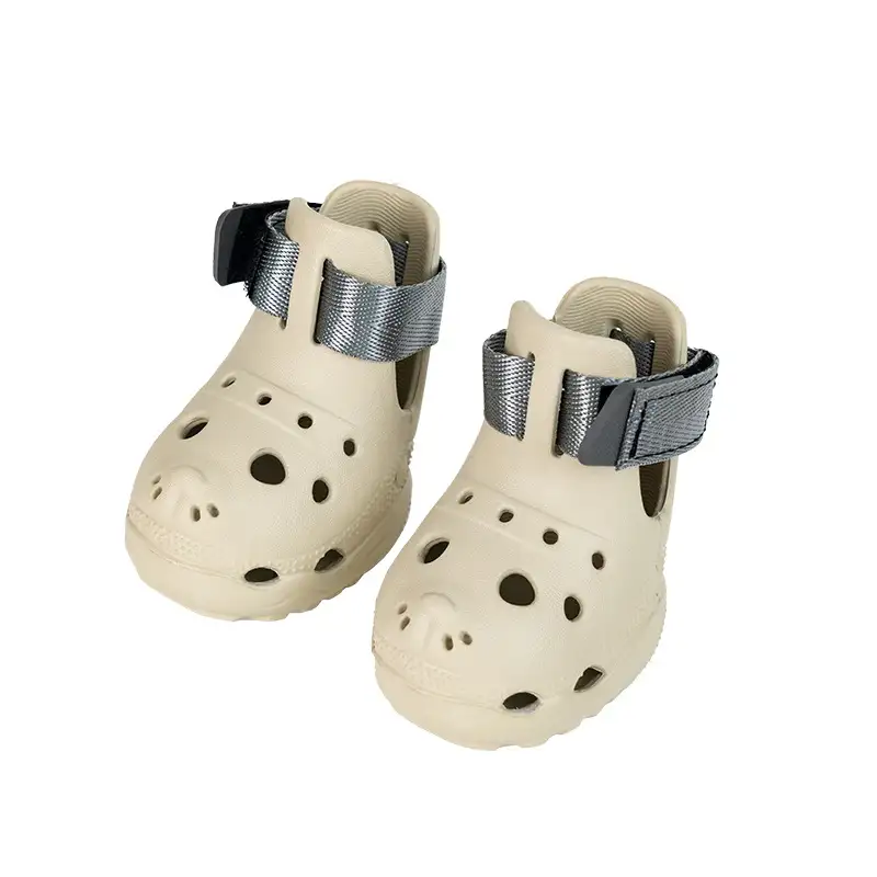 dog-shoes-coffee-915-942-1