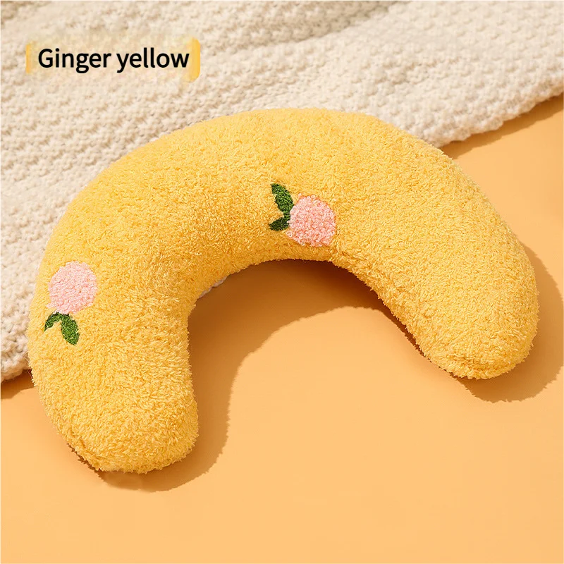cat-pillow-yellow-905-922-2