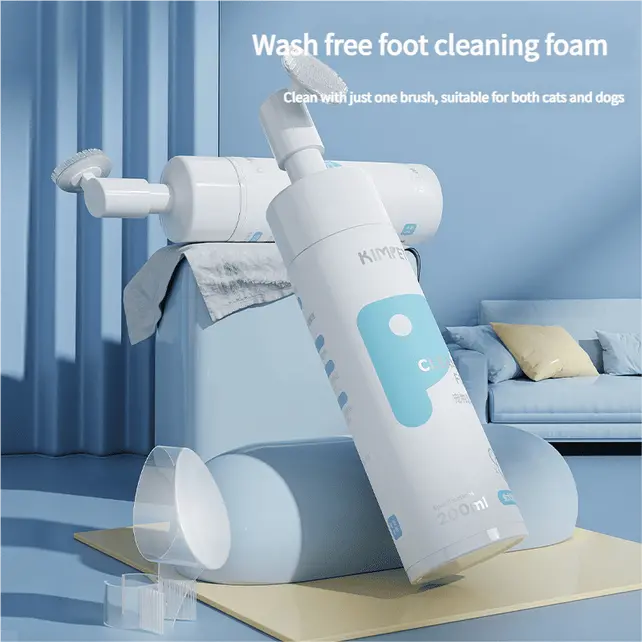 Dog-paw-cleaning-foam-brush-828-954-1