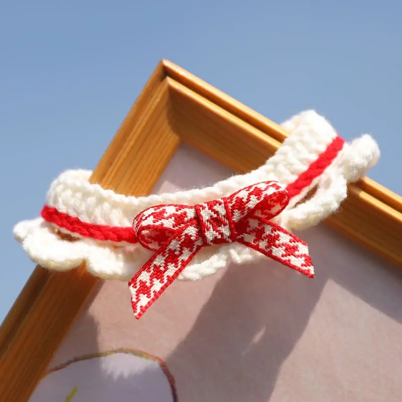 Knitted-pet-collars-red-1
