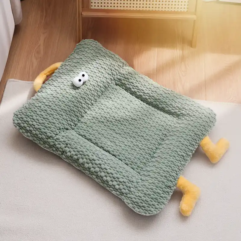 cat-bed-green-917-1000-1