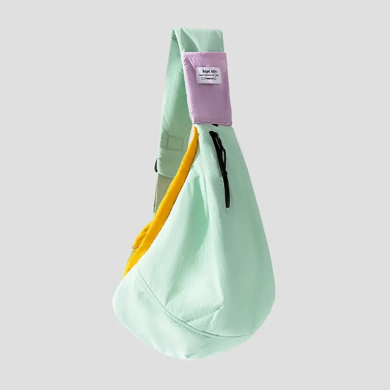 Portable-pet-bag-green-830-1542-1