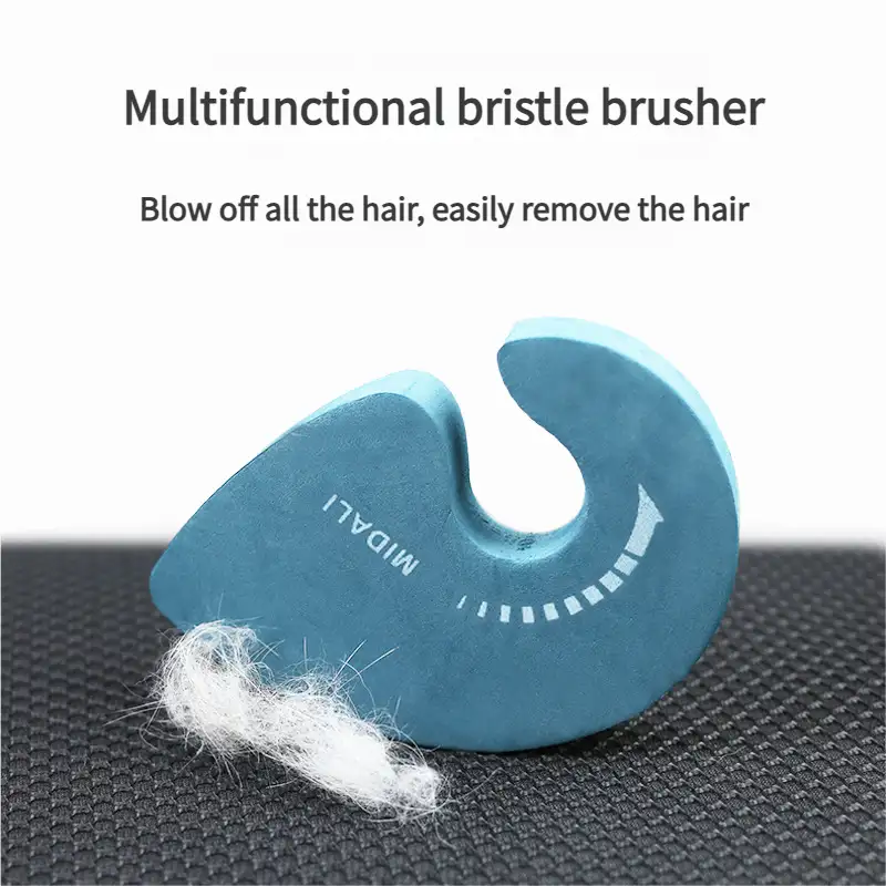 pet-hair-removal-brush-913-930-1